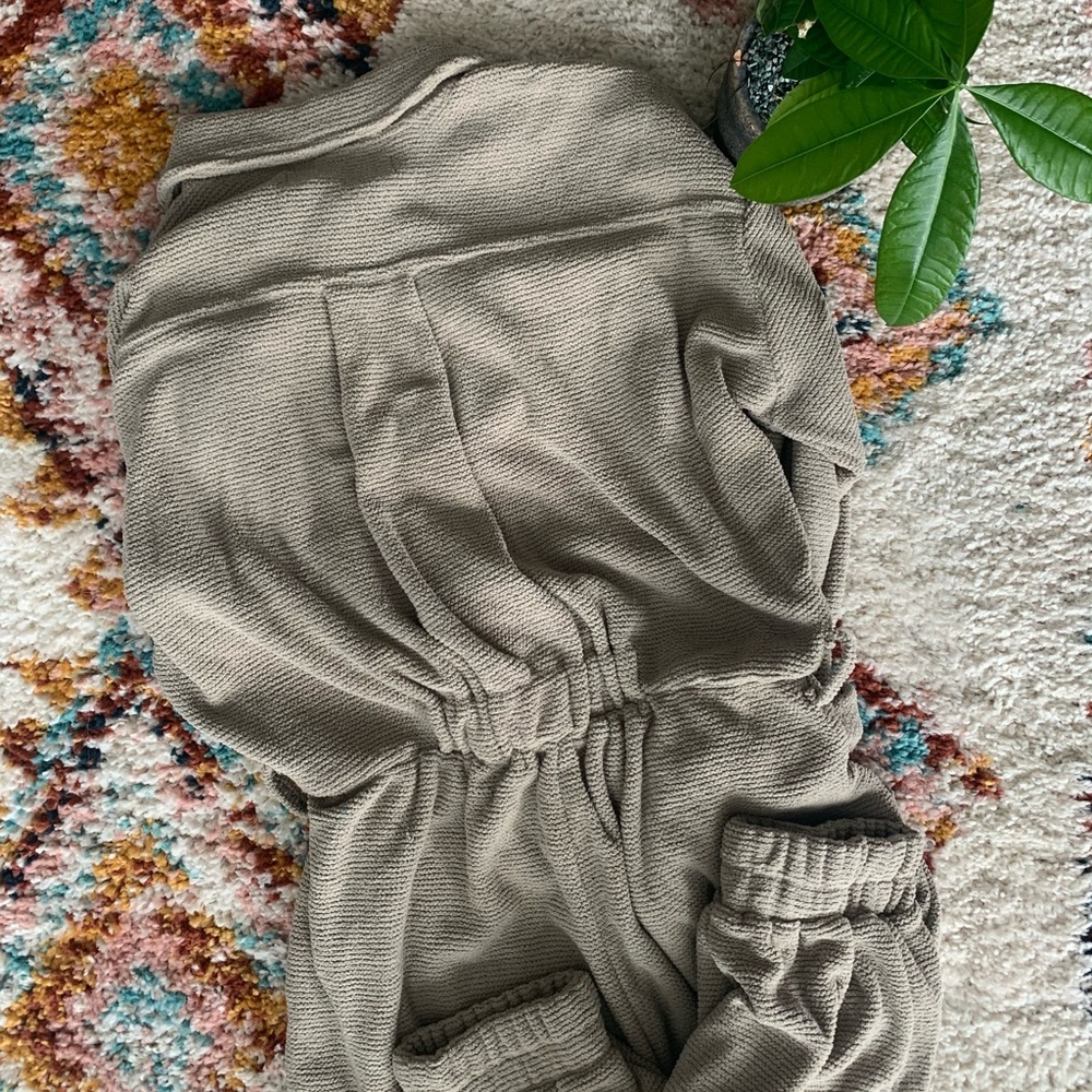 NWT Ride Or Die Jumper - Picture 4 of 7